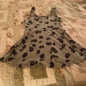 Green dress with black flowers. Size XL